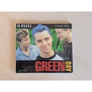 GREEN DAY By John Ewing CD-Size Book